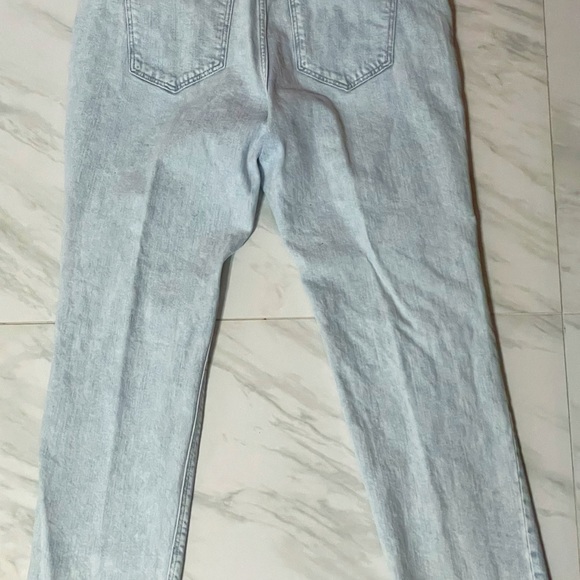 Old Navy Ripped Boyfriend Light-Wash Jeans Pants - Picture 7 of 9